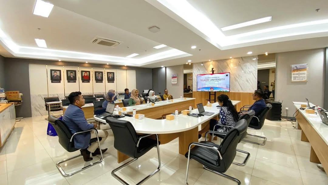 Diskusi Pemeringkatan dan Kerjasama: Telkom University menerima kunjungan UNISBA Diskusi Pemeringkatan dan Kerjasama: Telkom University menerima kunjungan UNISBA